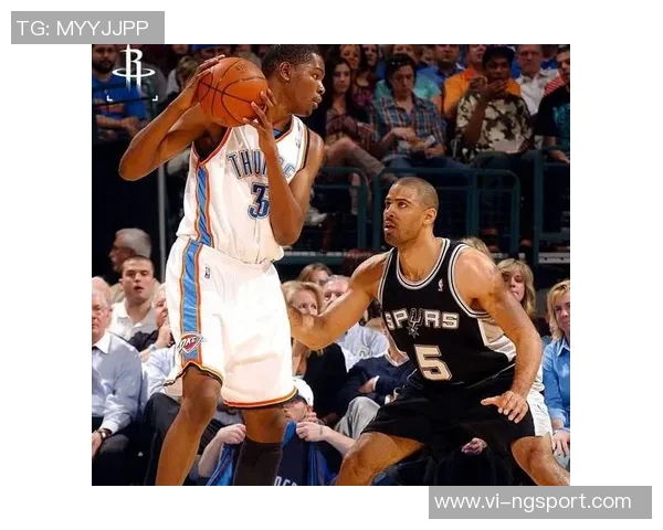 乌度卡称赞KD无私传球能力强调四打三战术需队友配合