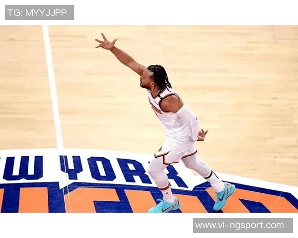 尼克斯半场微弱领先76人布伦森表现出色马克西火力全开乔治状态低迷