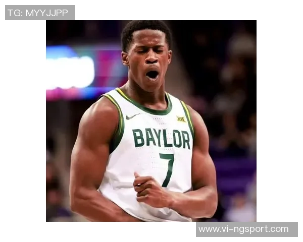 埃奇库姆自信满满精准把握得分机会展现出色表现