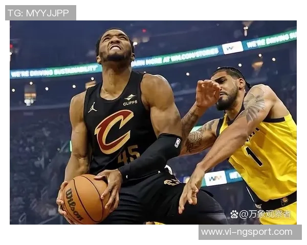 米切尔赛季结束后遭受重创提前与队友开始新赛季训练